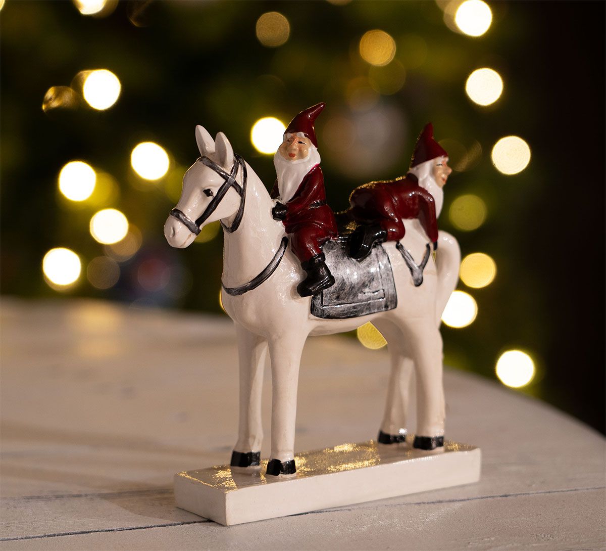 Two santas on a horse, Harvesttime