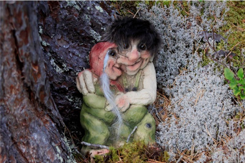 Troll  Happy Couple (Troll # 126)