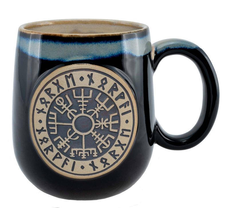 Ceramic mug with Wayfinder, black